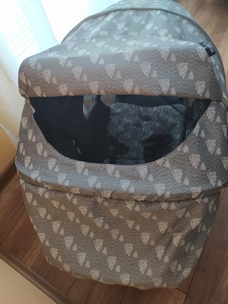 Predám kombinovaný kočiar venicci s autosedačkou, venicci,venicci 3v