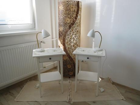 Príručný stolík / nočný -2x, drevený, 