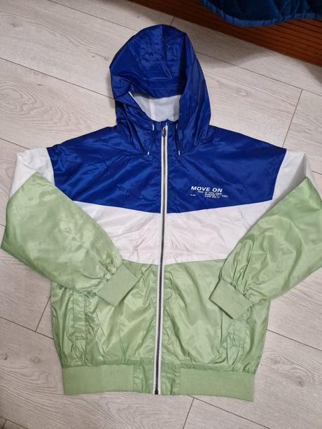 Vetrovka reserved, reserved,152