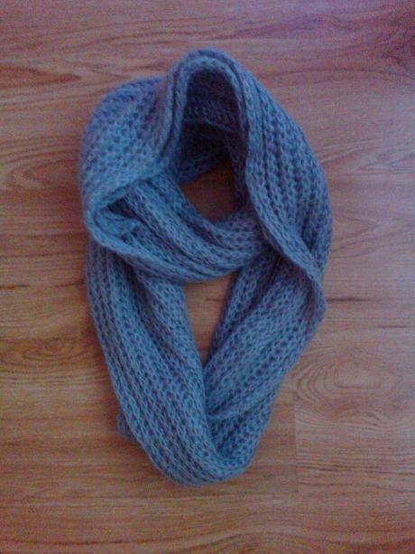 Vlnený šál-tunel, 