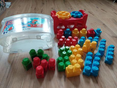 Stavebnica mega blocks, 