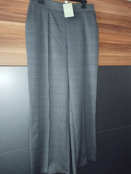 Karovane nohavice, h&m,l