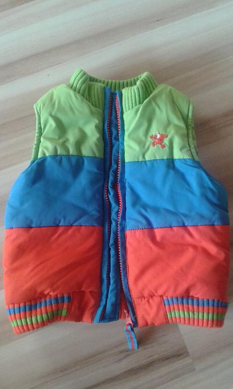 Známa vestička s monsterkom, debenhams,86