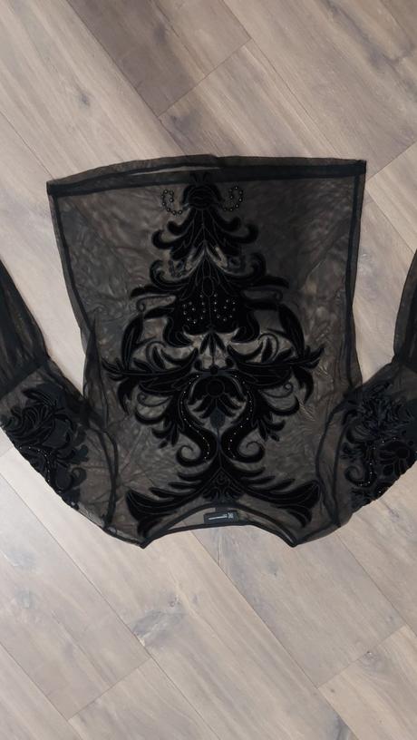 Nadherny cipkovany topik, m