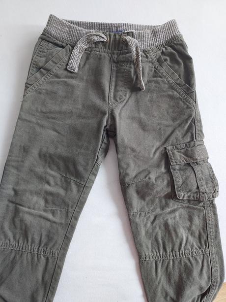 Riflove tepláky, lupilu,110