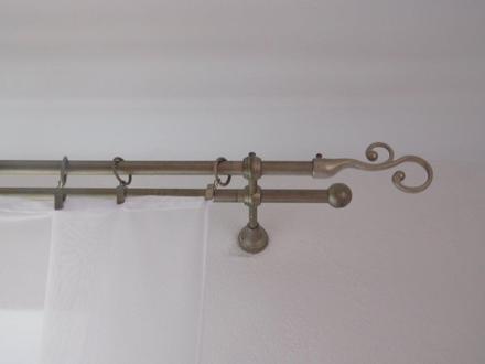 Kovové okrasné koncovky viac kusov, rôzne vzory,