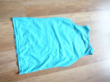 Chlapcenske tielko, 146