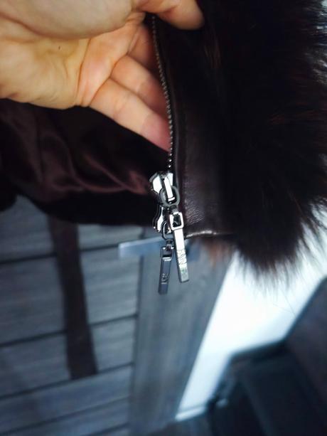 Prava krasna kozusinova vesta, m