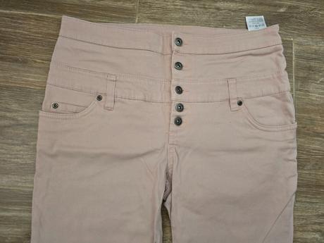 Nohavice s vysokým pásom č.38, 38