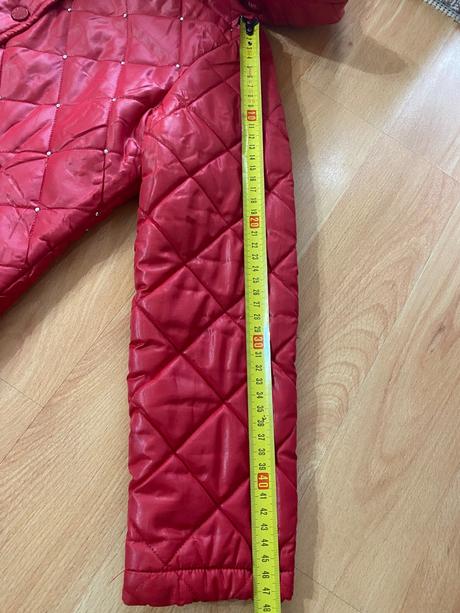 Krásna benetton bunda, benetton,128