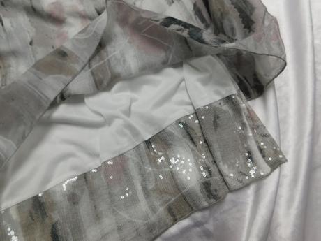 Pekna trendy bluzka, 48