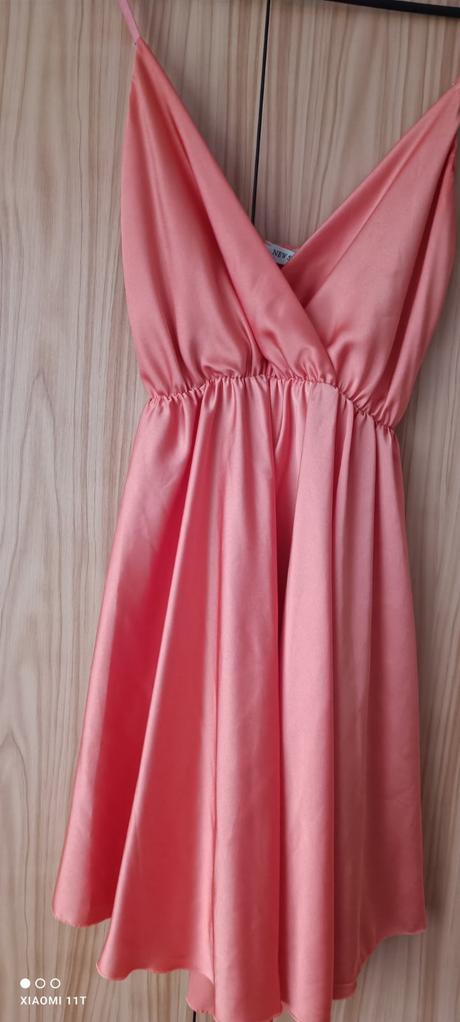 Dámske saténové šaty, uni, 