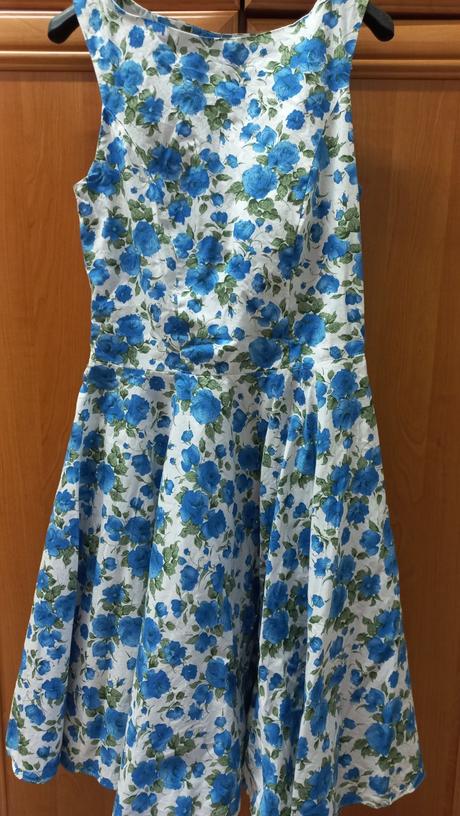 Šaty  s kvetmi, orsay,s