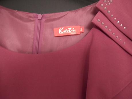 Šaty so sačkom, 44