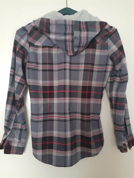 Košela, lee cooper,38