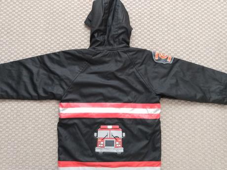 Požiarnicka bunda nepremokavá aj na karneval, 116