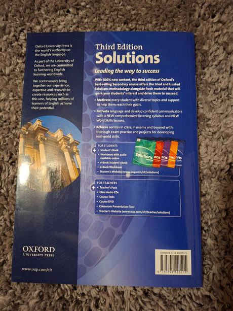 Učebnica solutions advanced pre sš, anglicky jazy, 