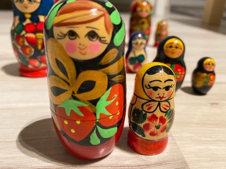Sada krásne 2 originál dovezené matriošky z ruska,