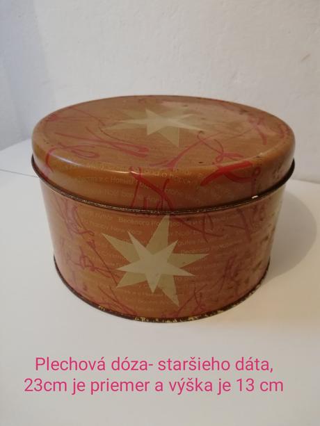 Staršia vianočná plechovka, 