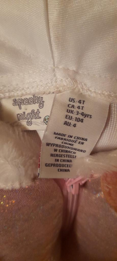 Kostym jednorozca v.104, 