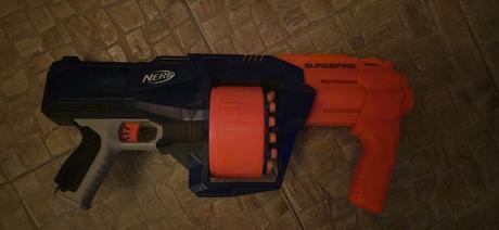 Predám veľkú zbraň nerf, 