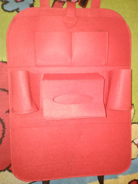 Červený organizér do auta, 