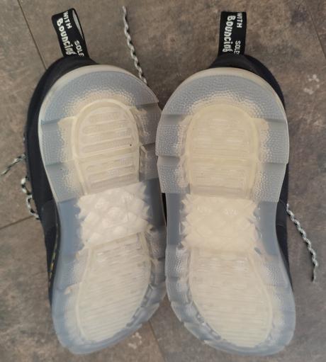 Nenosené topánky dr.martens bonny, 43