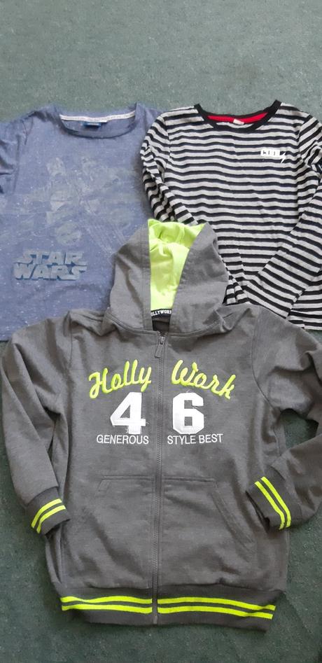 Mikina a tričká, 146