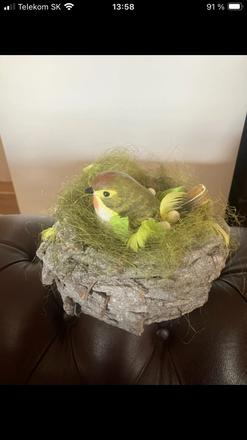 Dekorácia vtáčik v hniezde, 