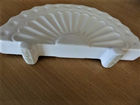 Stojan na servítky,