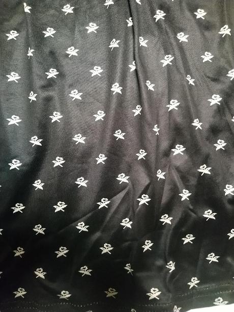 Školáčka wednesday addams, šaty a vlasy, 146-158,