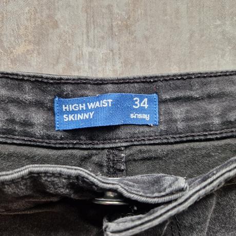 Rifľové kraťasy, sinsay,34