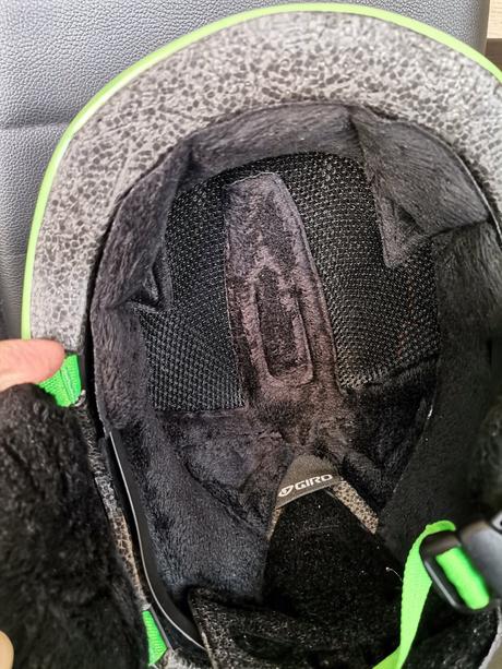 Prilba giro s tykadlami/očami, top stav, giro,xs