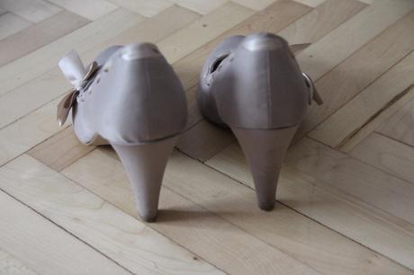 Lodičky s mašličkou, 39