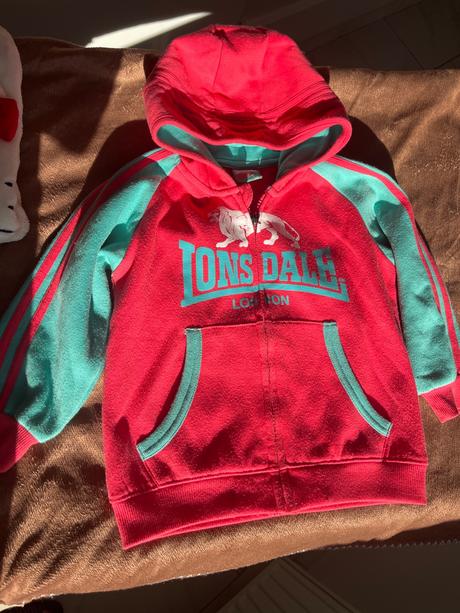 Mikinka, lonsdale,110