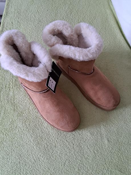 Nové, teplučké, 41