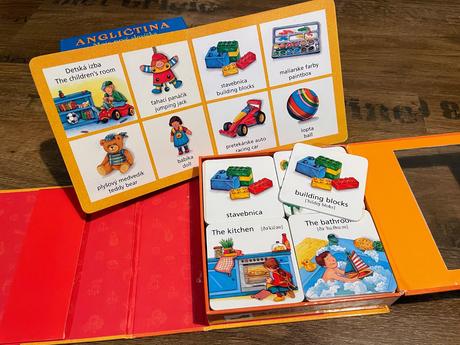 Angličtina knižka s pexesom v boxe,