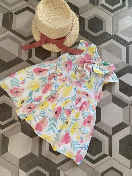 Benetton krasne saticky, benetton,104