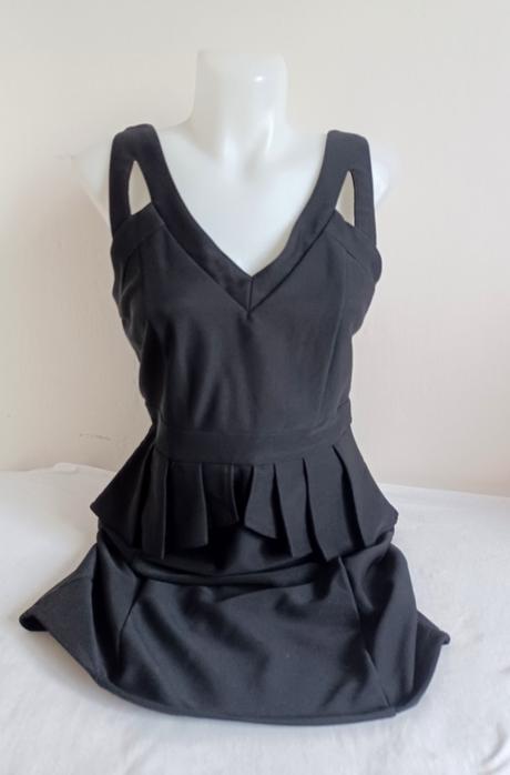 Biznis šaty, amisu,40