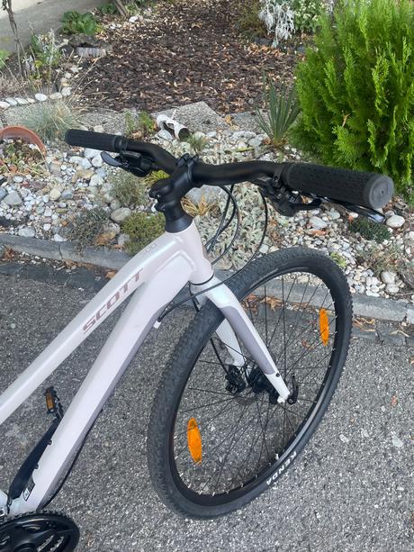 Bicykel scott cross 50 sub, scott,28