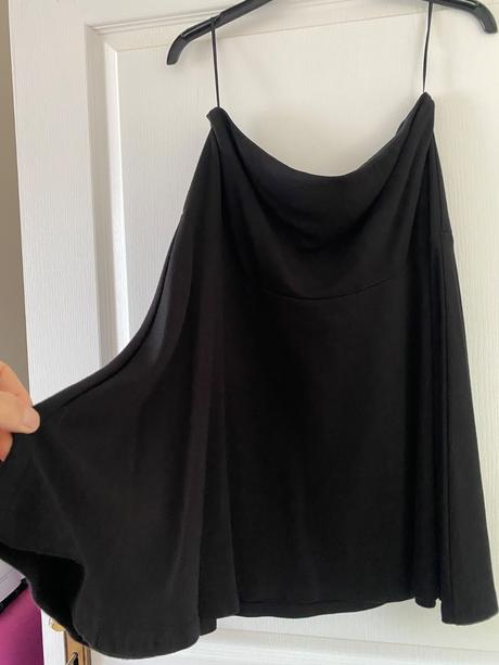 Hrubsia cierna sukna, l