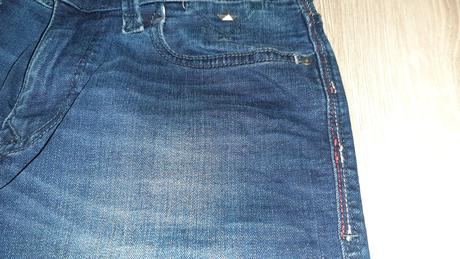 Taška plná vecí tommy hilfiger, zara, monnari, s