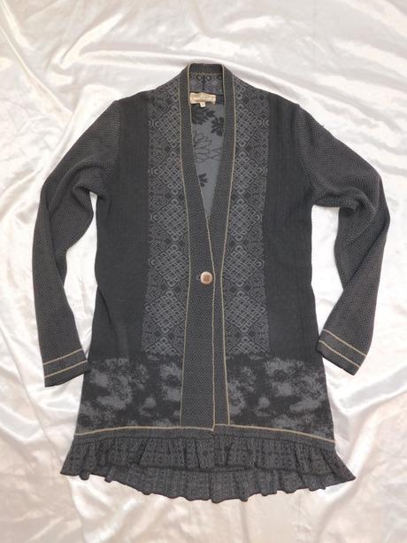 Luxusny damsky kardigan, 38