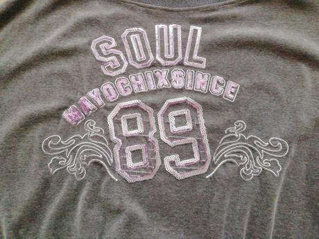 Mikinka mayo, mayo chix,m