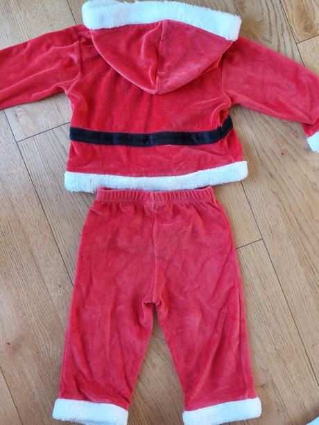 Vianočný komplet, 92