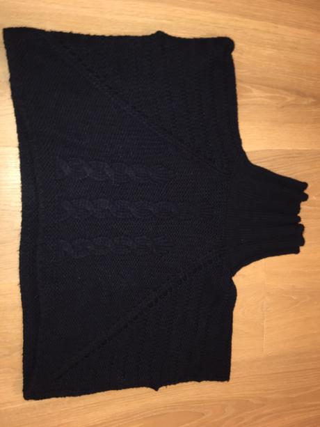Pončo, benetton,152