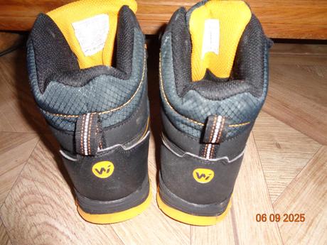 Predám teplé chlapčenské topánky na zimu., 31