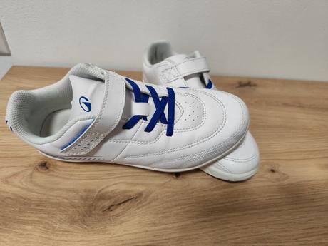 Halovky/tenisky na telesnú výchovu, kipsta,34