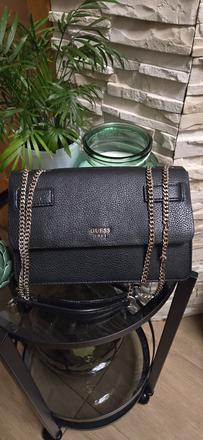 Kabelka guess, guess