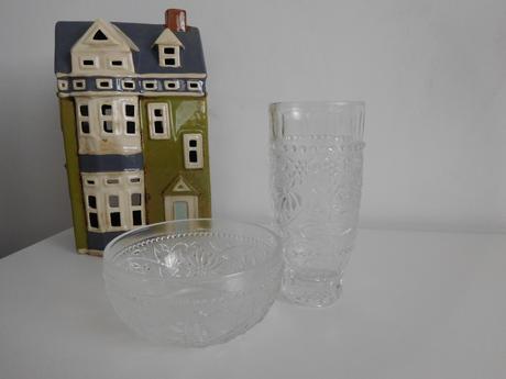 Vazička + miska na oriešky či cukríky,, 